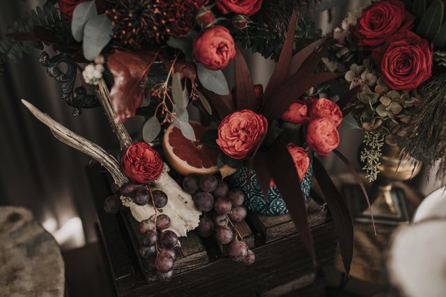 agancsos esküvői dekoráció - wedding decoration with skull